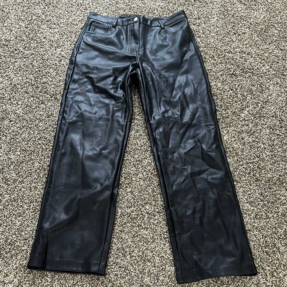 leather pants with pockets